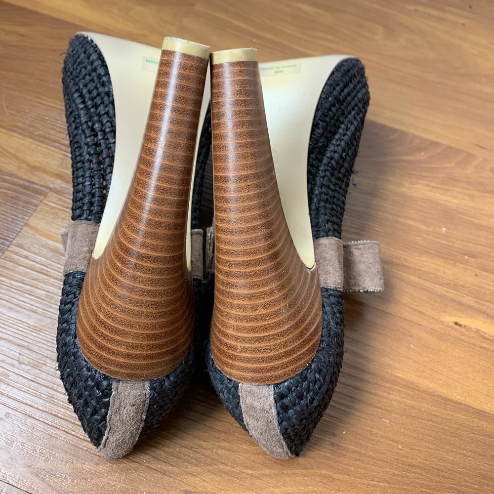 ZINC Raffle MJ Platform Shoe - Picture 5 of 8